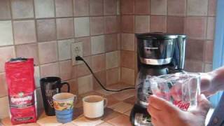 How much ground coffee to add when making coffee in a drip brewer [upl. by Reichel]