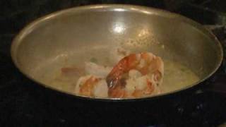 CookingHow To Make Shrimp Scampi At This Las Vegas Italian Restaurant [upl. by Chao]