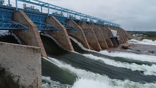 When dam floodgates on the Colorado River open in Central Texas [upl. by Ahgiel]