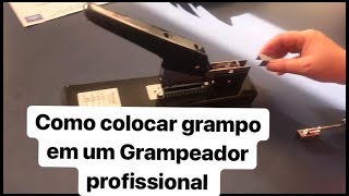 Como colocar grampo no grampeador profissional [upl. by Hseham643]