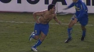 Carlos Tévez Boca Juniors  Gallina Celebration in Estadio Monumental [upl. by Burwell]