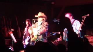 Dwight Yoakam amp Flaco Jimenez  Streets of Bakersfield [upl. by Nell968]