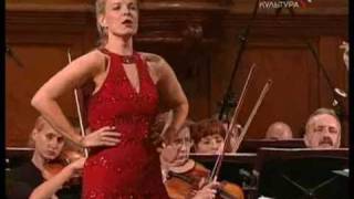 Elīna Garanča  Habanera Carmen [upl. by Sisak]