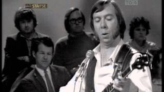 Tommy Makem in concert 1973 [upl. by Llertnek]