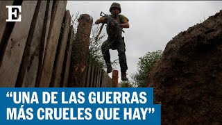 GUERRA UCRANIA  Así son los combates en las trincheras  EL PAÍS [upl. by Nosnorb]