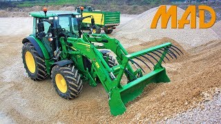 John Deere 5125 R caricatore frontale John Deere 603 R e trasporto [upl. by Eledoya]